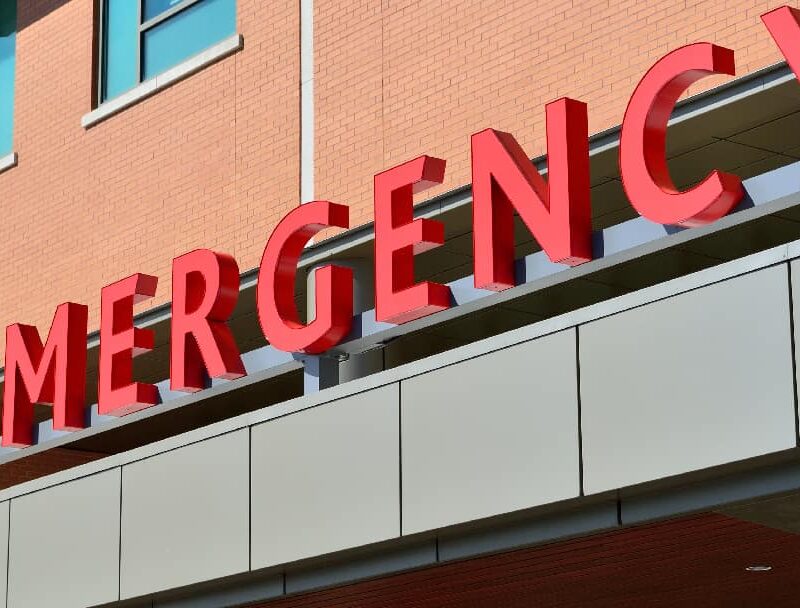 Exterior view of an emergency room, representing the critical medical care required for delirium tremens treatment, underscoring the severity of 'what is delirium tremens?'